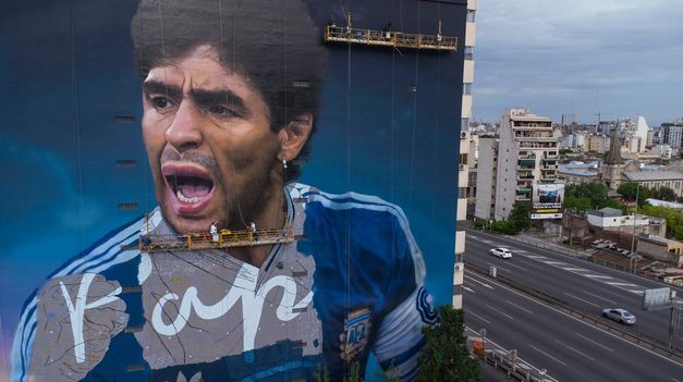 Homenaje a Maradona: inauguran el mural más grande del mundo en honor al 10