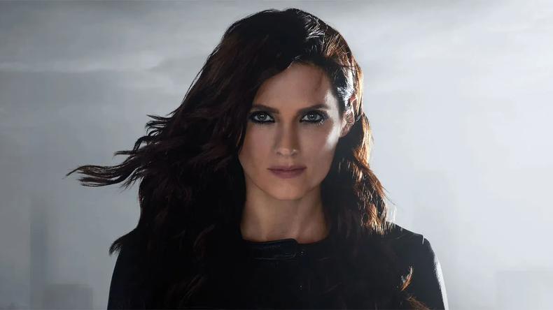 El elenco está encabezado por Stana Katic como Emily Byrne y Patrick Heusinger en el rol de Nick Durand, su esposo y agente del FBI.