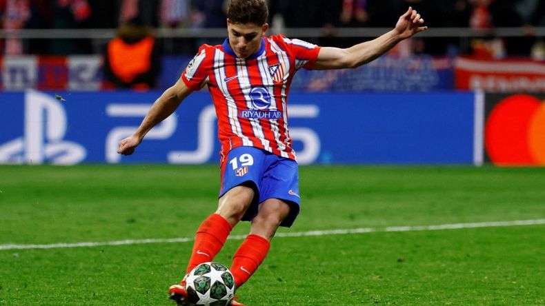 El penal de Julián Álvarez fue anulado.