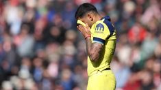CutiRomero se retiró llorando del campo de juego y fue reemplazado por KevinDanso CutiRomero se retiró llorando del campo de juego y fue reemplazado por KevinDanso