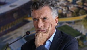 El Gobierno responsabilizó a Mauricio Macri por la suba del riesgo país El Gobierno responsabilizó a Mauricio Macri por la suba del riesgo país