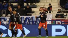 Beltrán festeja su gol en Liniers. Beltrán festeja su gol en Liniers.
