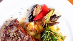 Ideal para eventos íntimos, reuniones o celebraciones especiales. Ideal para eventos íntimos, reuniones o celebraciones especiales.