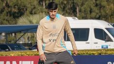 El futbolista cumplió su primer entrenamiento con la Selección. El futbolista cumplió su primer entrenamiento con la Selección.