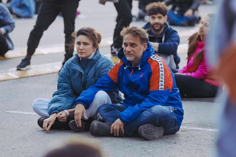 Vicentico y Valeria Bertuccelli en el Quilmes Rock 2022 este sábado