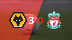 liverpool fue superado facilmente y cayo 3-0 contra wolverhampton