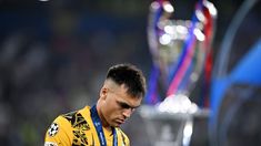 El ex-Racing perdió por segunda vez una final de Champions League con Inter. El ex-Racing perdió por segunda vez una final de Champions League con Inter.