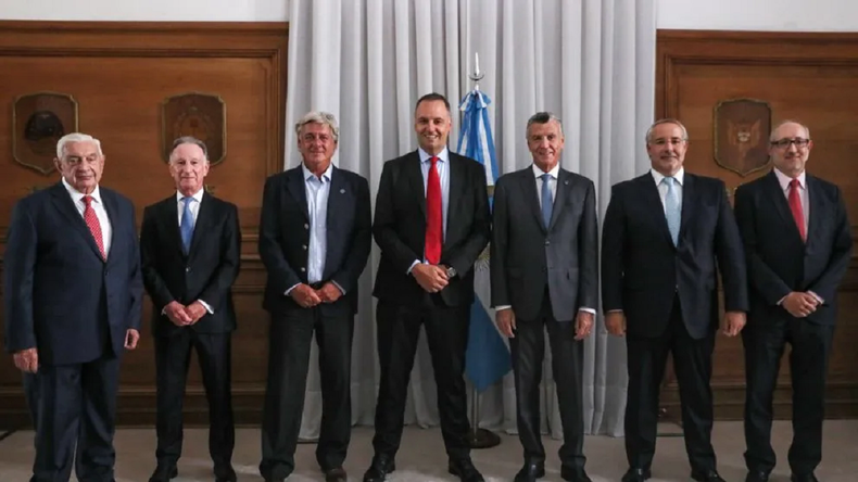 El Gobierno recibió al Grupo de los 6.