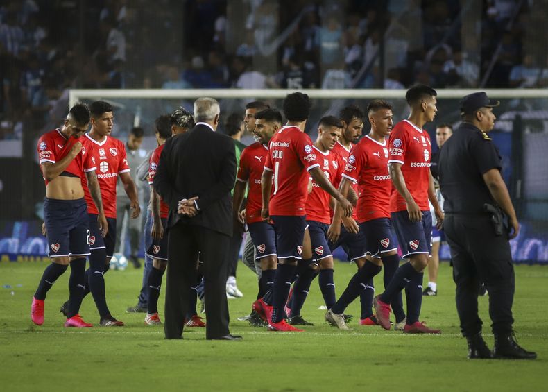 Independiente suma una inhibición y se complica contratar refuerzos