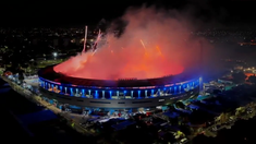 Locura en Avellaneda tras la salida del equipo. Locura en Avellaneda tras la salida del equipo.