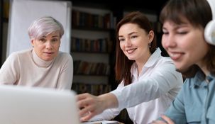 Los jubilados que reciban montos mayores al haber mínimo comienzan a cobrar este lunes 19 de diciembre. Los jubilados que reciban montos mayores al haber mínimo comienzan a cobrar este lunes 19 de diciembre.