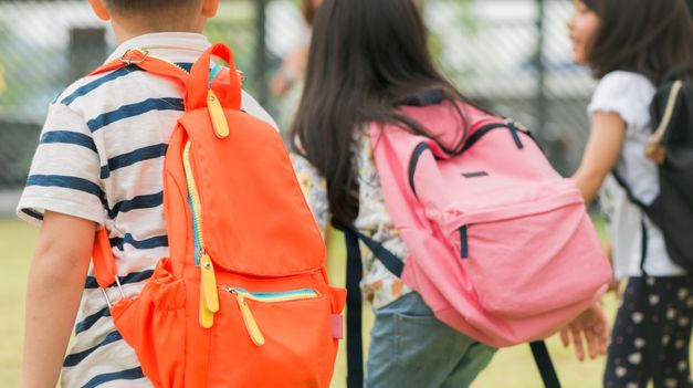 ANSES entrega la Ayuda Escolar para colaborar con los estudios de los niños y adolescentes.