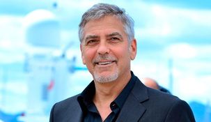 George Clooney habló de la muerte de Diego Maradona: Yo lo adoraba George Clooney habló de la muerte de Diego Maradona: Yo lo adoraba