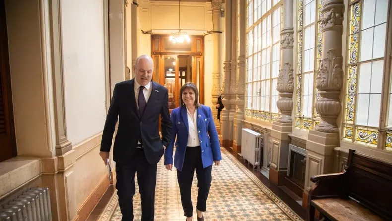 Federico Sturzenegger y Patricia Bullrich.