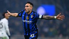 El bahiense festeja su octavo tanto en el campeonato. El bahiense festeja su octavo tanto en el campeonato.