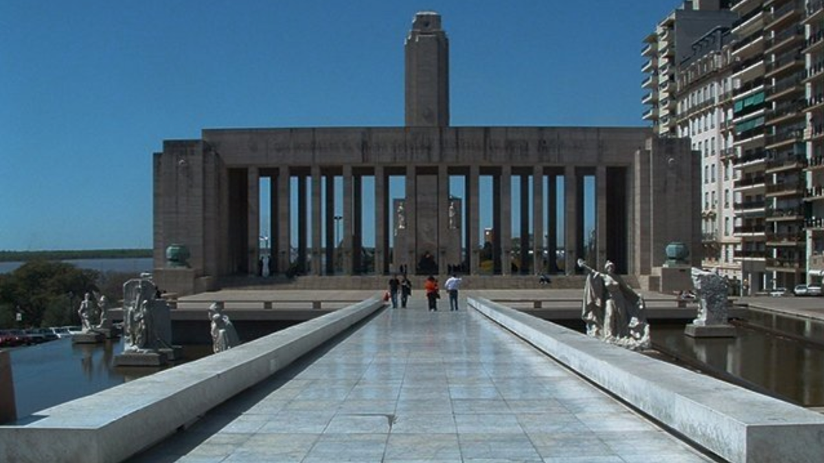 La ciudad que tiene todo para una escapada cerca de Buenos Aires: naturaleza, cultura, gastronomía y entretenimiento