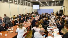 Los diputados debatirán sobre el acuerdo con el FMI. Los diputados debatirán sobre el acuerdo con el FMI.