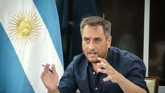 Cabandié llamó a Carrió para explicarle el accionar para combatir los incendios. Cabandié llamó a Carrió para explicarle el accionar para combatir los incendios.