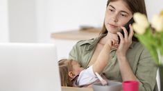Las madres ganan menos y acceden a empleos de menor calidad. Las madres ganan menos y acceden a empleos de menor calidad.