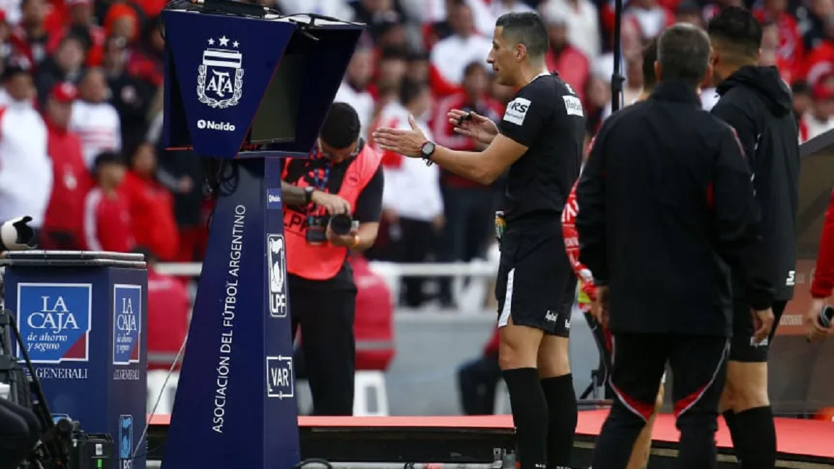 Yael Falcón Pérez explicó por qué cobro el polémico penal para Belgrano contra River