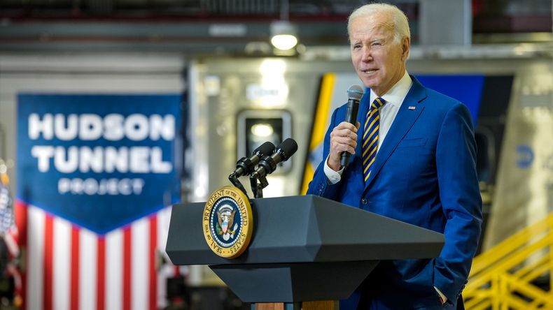 Joe Biden anunció que la emergencia sanitaria por Covid-19 finalizará en mayo.