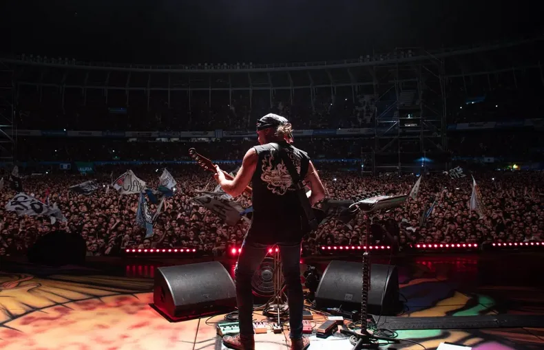 Video: el emocionante invitado sorpresa de La Renga en su último show ...