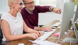 ANSES paga este mes a los jubialdos que perciben el haber mínimo $73.665. ANSES paga este mes a los jubialdos que perciben el haber mínimo $73.665.