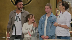 Las hijas de Nicole Neumann fueron a alebtar a Mica Viciconte. Las hijas de Nicole Neumann fueron a alebtar a Mica Viciconte.