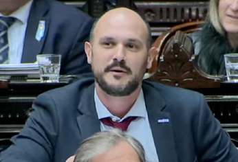 Santiago Santurio se cruzó con Aldo Leiva en pleno debate. Santiago Santurio se cruzó con Aldo Leiva en pleno debate.