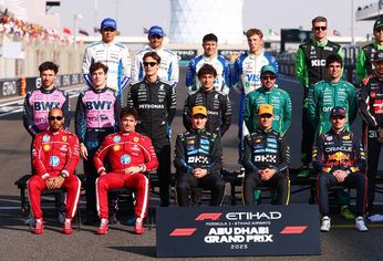 Los 20 pilotos que terminaron la temporada en Abu Dhabi.