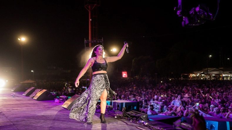 SOLEDAD PASTORUTTI Y PIMPINELA SERÁN LAS ATRACCIONES DEL FESTIVAL