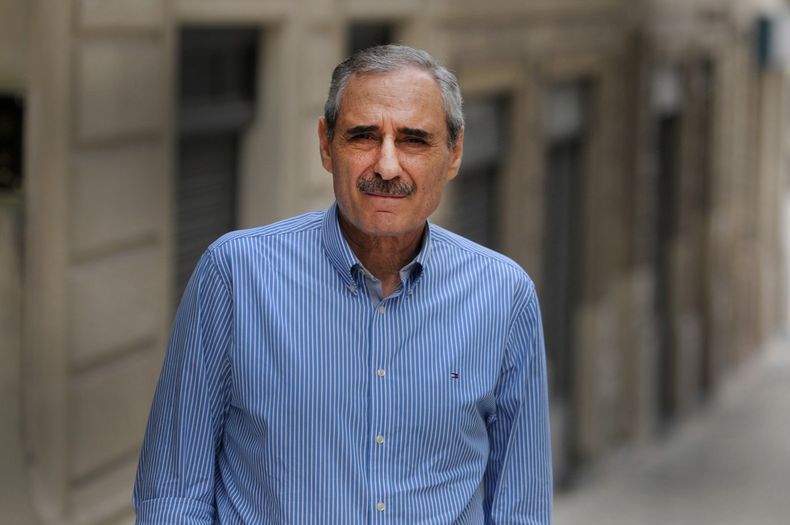 Ángel Cappa cruzó a Javier Milei: Es un burro ignorante
