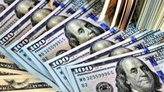 el dolar blue cayo por segunda jornada consecutiva y cerro en $1.215 el dolar blue cayo por segunda jornada consecutiva y cerro en $1.215