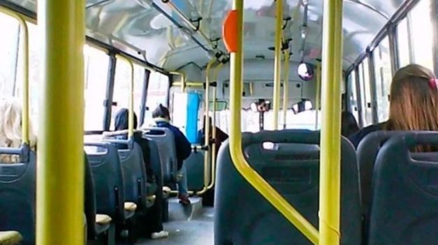 Paro de colectivos de la línea 148.