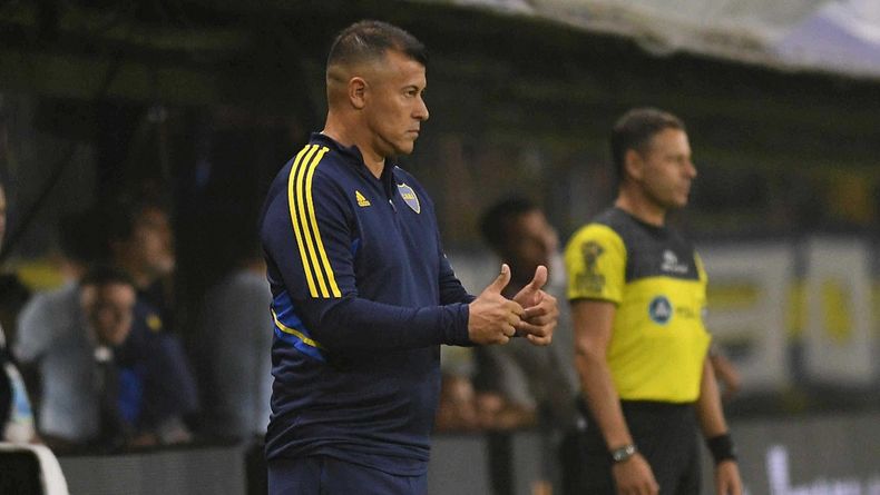 Almirón comenzó la semana con buenas noticias.