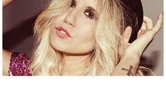 La catarsis familiar de Micaela Tinelli por la llegada de su hermano Lorenzo La catarsis familiar de Micaela Tinelli por la llegada de su hermano Lorenzo