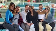 For ever: la foto de Lionel Messi y Anto Rocuzzo con las familias de Luis Suárez y Cesc Fábregas For ever: la foto de Lionel Messi y Anto Rocuzzo con las familias de Luis Suárez y Cesc Fábregas