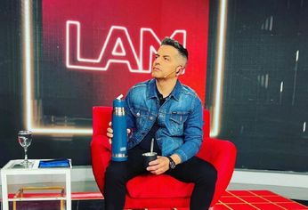 Ángel de Brito aún no arregló su continuidad en América.