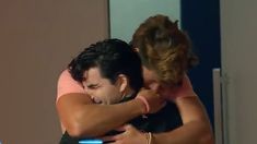 El conmovedor abrazo de Marcos y su hermano. El conmovedor abrazo de Marcos y su hermano.