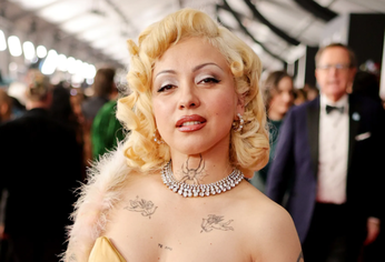 La artista chilena debutó recientemente en la ceremonia de los premios Grammy.