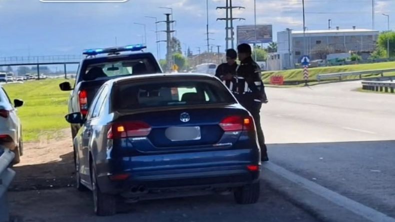 El Volkswagen Vento que atropelló al menor en Córdoba.