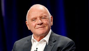La participación de Hopkins en el UCM ha sido precisamente en las tres películas dentro de la saga Thor, comprendidas entre 2011 y 2017, quien ha declarado que no ha sido del todo grato participar del Universo de superhéroes.