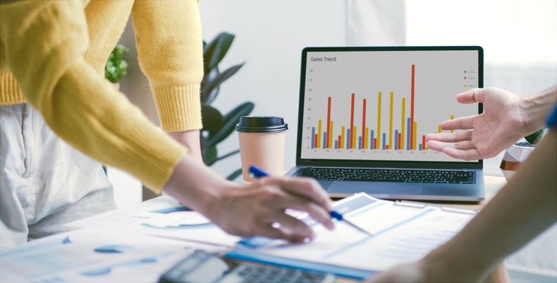 La empresa implementa la semana laboral de cuatro días una vez al mes.