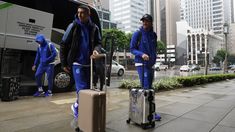 Di María y De Paul arribando al hotel donde concentra la Selección. Di María y De Paul arribando al hotel donde concentra la Selección.