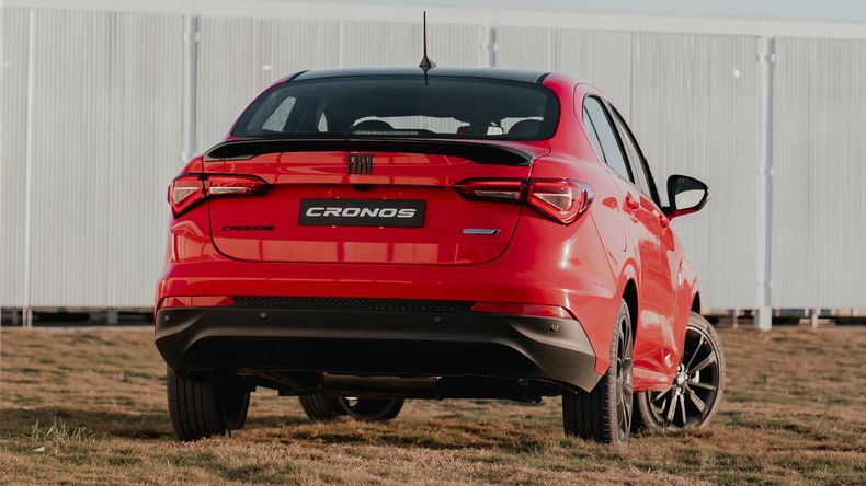Lanzan una versión deportiva del Fiat Cronos: cuándo sale a la venta y cuánto sale