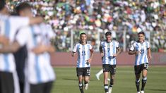 Argentina goleó 3 a 0 a Bolivia en La Paz. Argentina goleó 3 a 0 a Bolivia en La Paz.