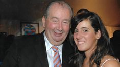 Julio Grondona y Lara, su nieta. Julio Grondona y Lara, su nieta.