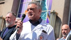 El rector apuntó contra Milei y le pidio que no vete la Ley de Financiamiento. El rector apuntó contra Milei y le pidio que no vete la Ley de Financiamiento.