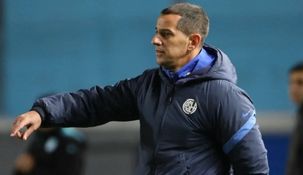 Pipi dejó de ser el DT del Ciclón. Pipi dejó de ser el DT del Ciclón.