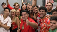 Los hermanitos celebraron la Navidad.
